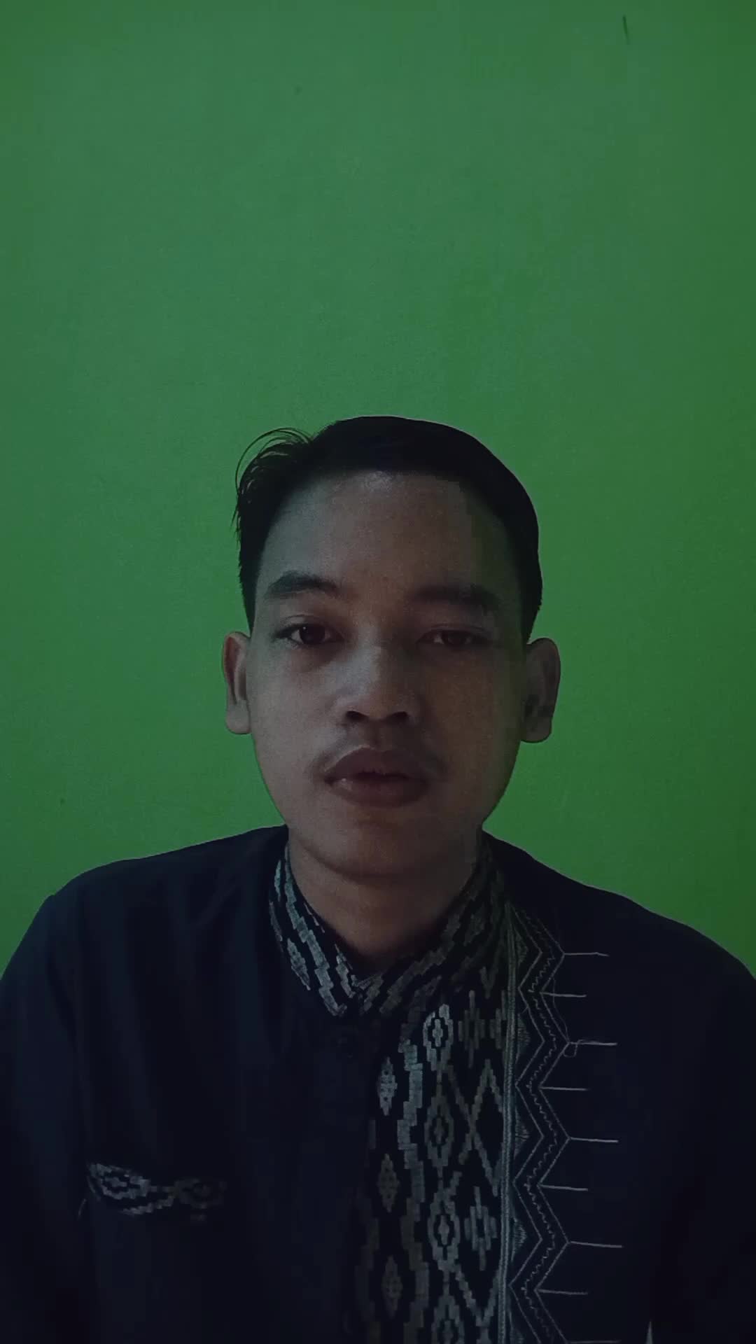 Nama;Ahmad Sarip Ttl;Bandung 11November2001 Umur;19 Asal;Bandoeng,,,Hawari-Sujudku #VoiceOfRamadhanGTV
