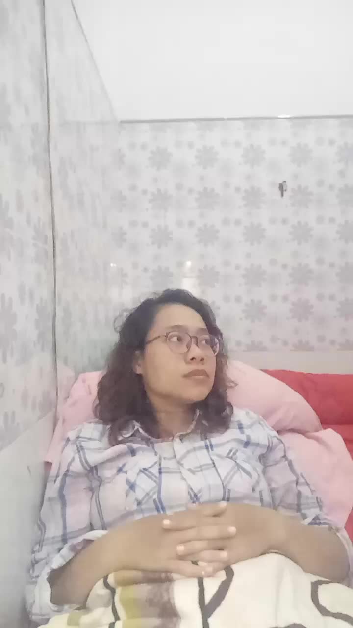 iya aktif bgt dia ... bayi siapa dulu lah 😂😂