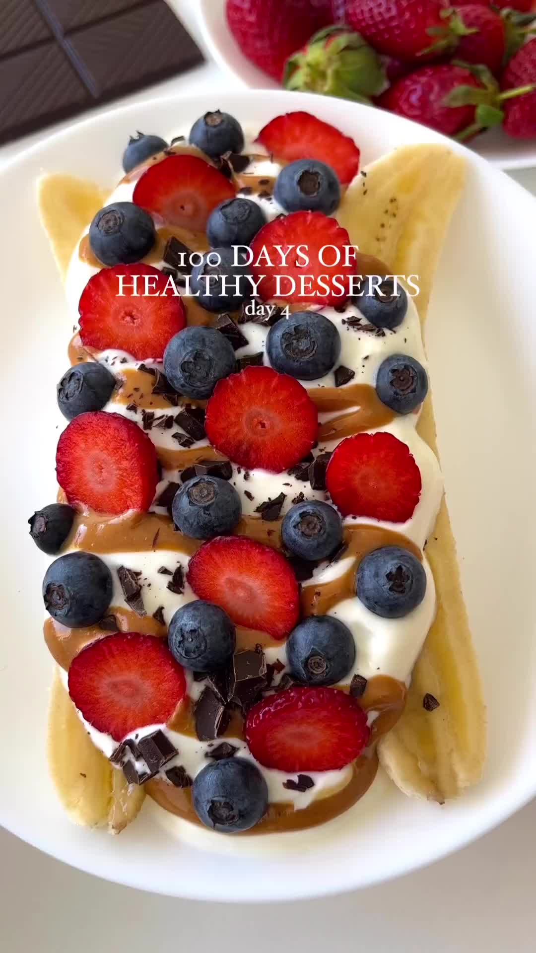 Healthy banana split
