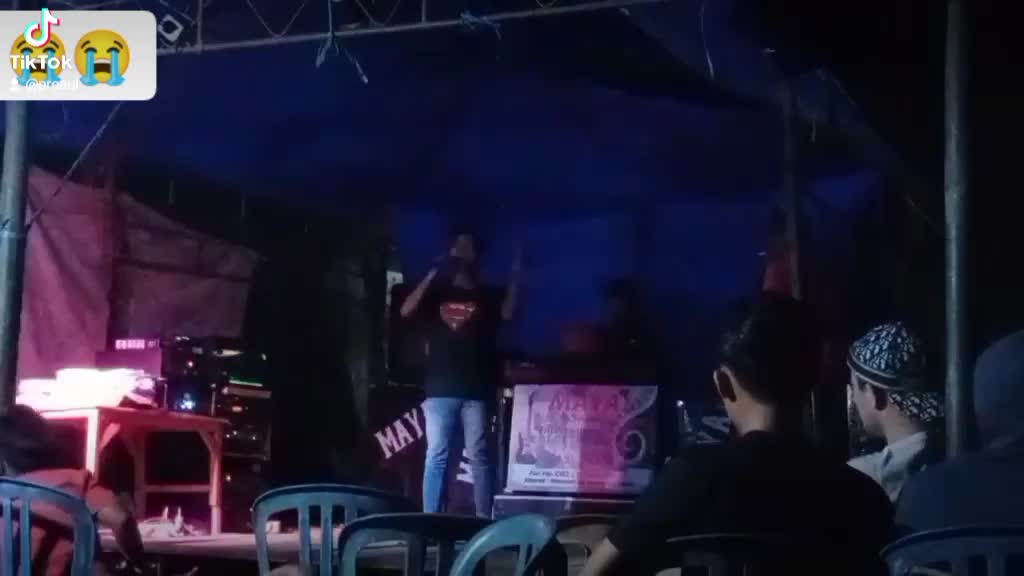 bagai ranting kering 👏