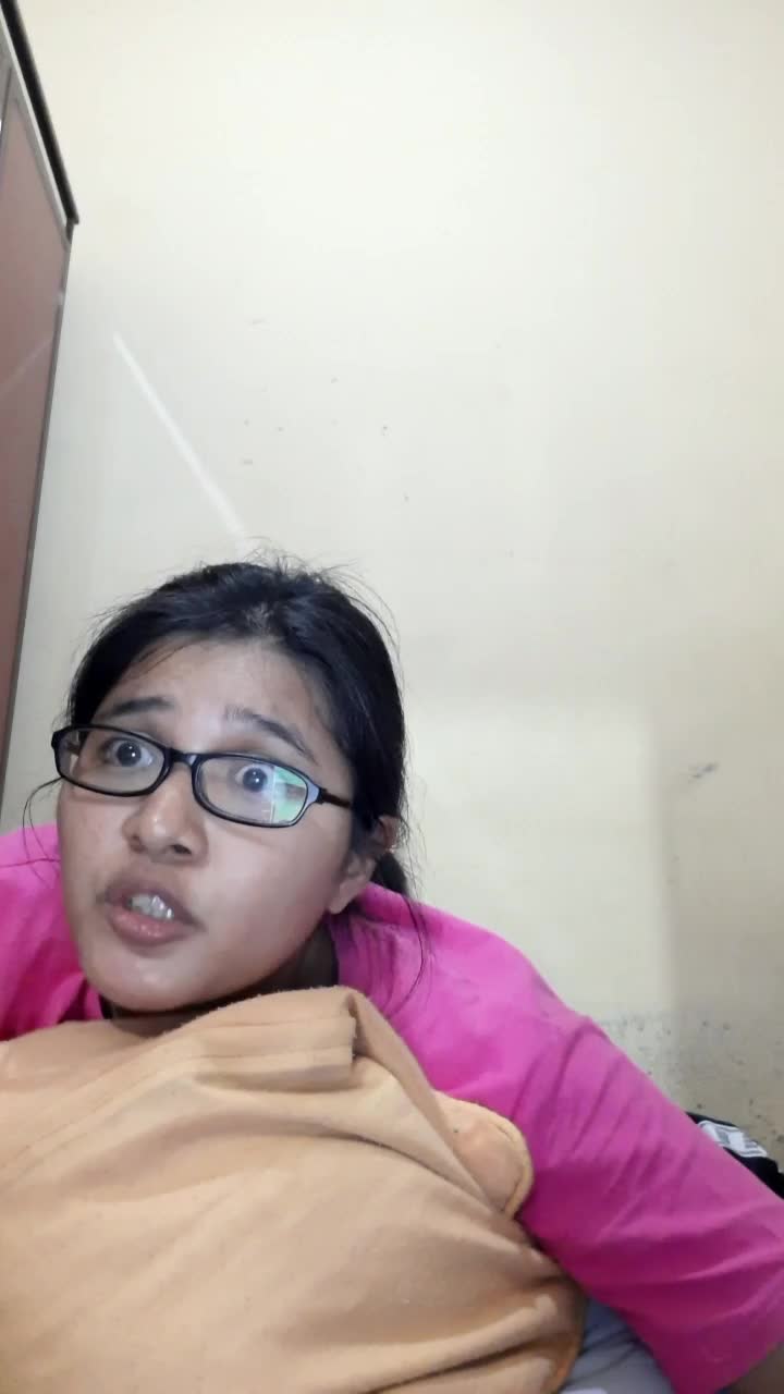 itu pipi apa bakso aci?