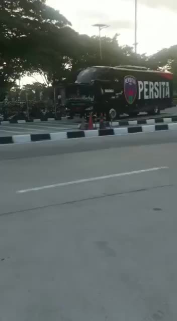 Mbaknya Si Paling Ngerti Bola