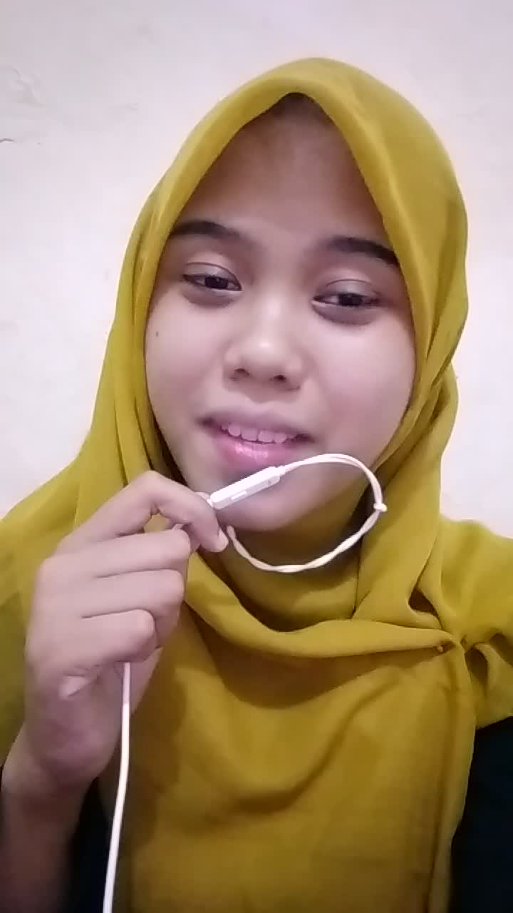 Perbanyak sholawat semoga kita bisa diberikan oleh Rasulullah SAW.Aamiin 