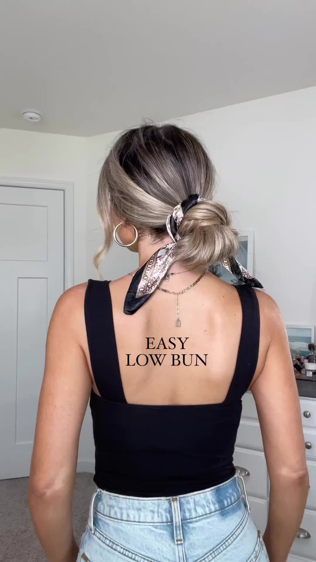 Tutorial bikin low bun hairstyle