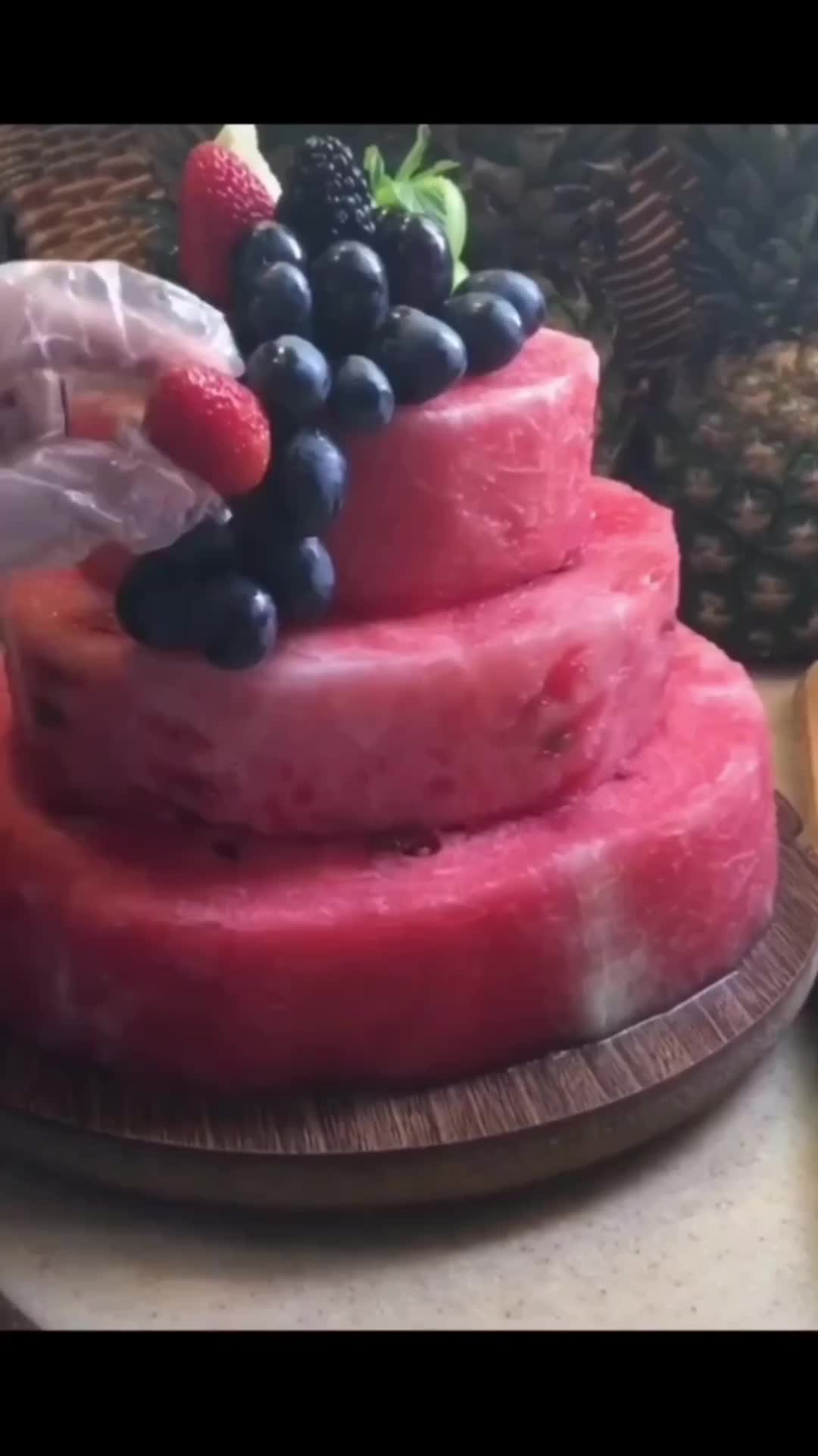 Menarik Nih. Kue Ulang Tahun Dari Buah
