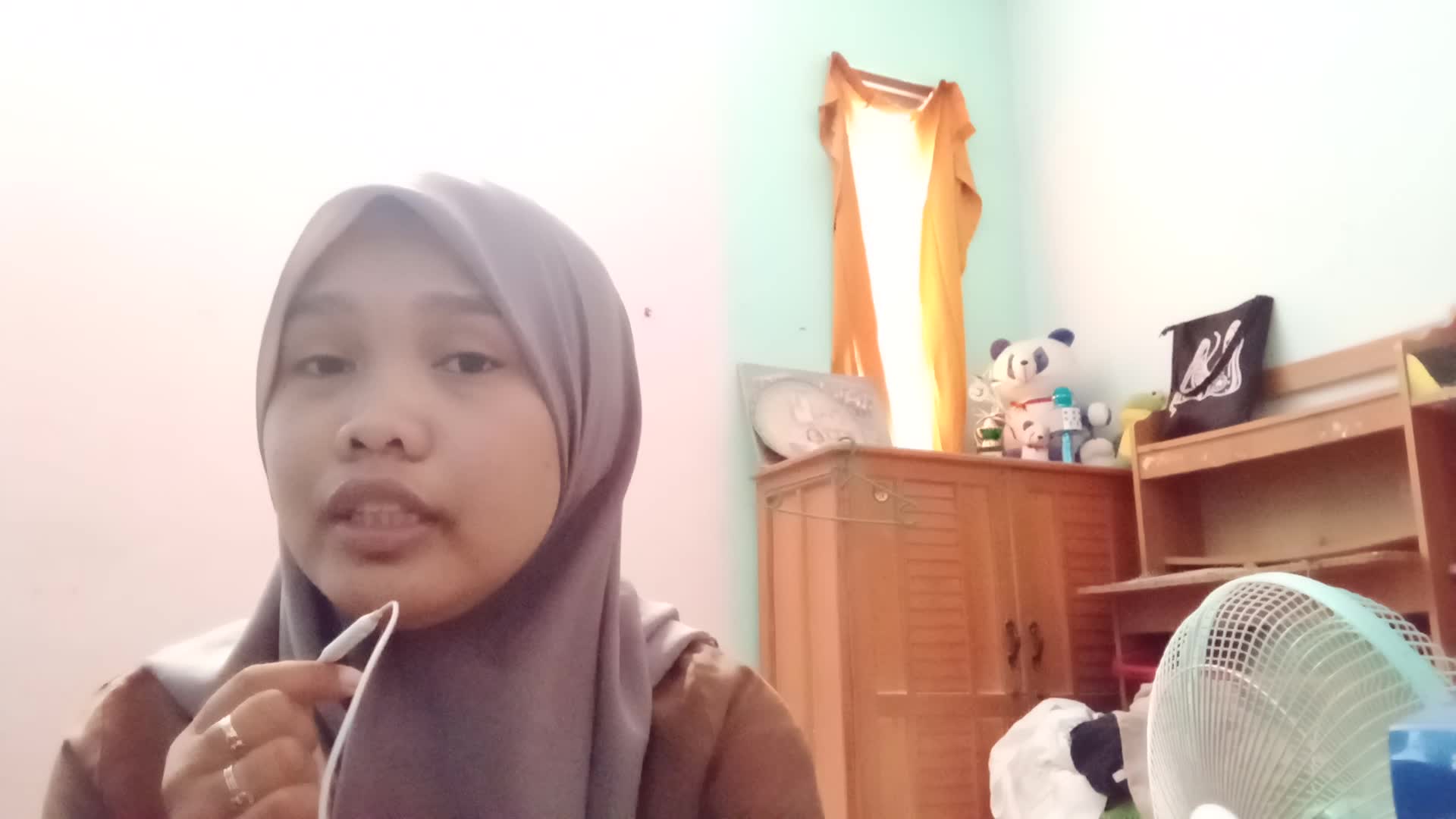 fitria ,ria mahasiswi keguruan bernyanyi is my life   lagu audisi bagai ranting yang kering#onlineaudisionrisingstartdangdutindonesia