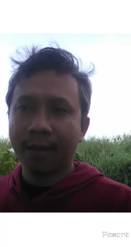 setelah sekitar 30 menit dari rumah akhirnya sampai di pantai cinta kedungu beach with family....#showyourtalent