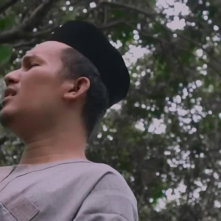Adisyah(medan)-Padamu Kubersujud