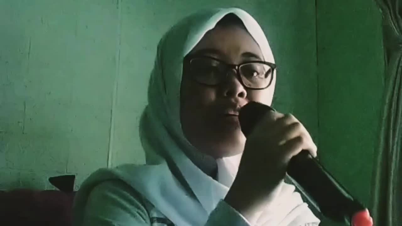 TheSingingBeeIndonesia_Afi Lishayora_Talenta_(menyanyi)#audisionlinethesingingbeeindonesia