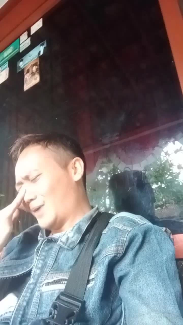 fajar atmozzo# lypsinc to mandra nangis... 