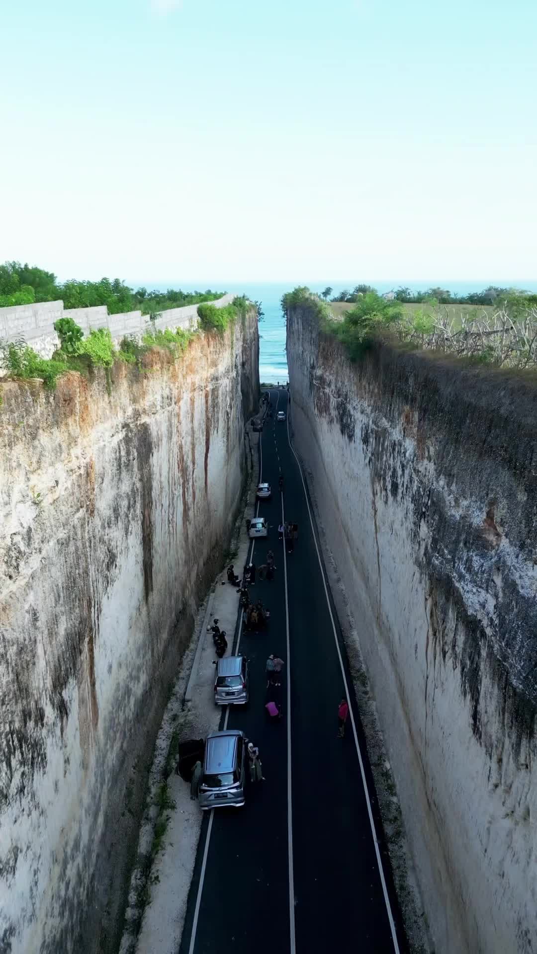 Lagi viral banget nih. Bikinnya gimana yak? Pandawa beach Bali nih