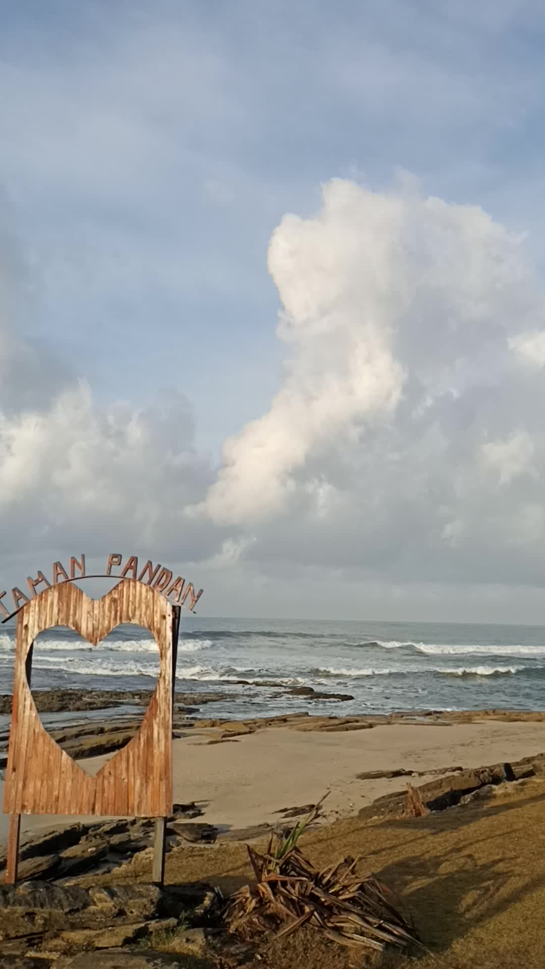 Review Sunrise Pantai Pandan Ujung genteng