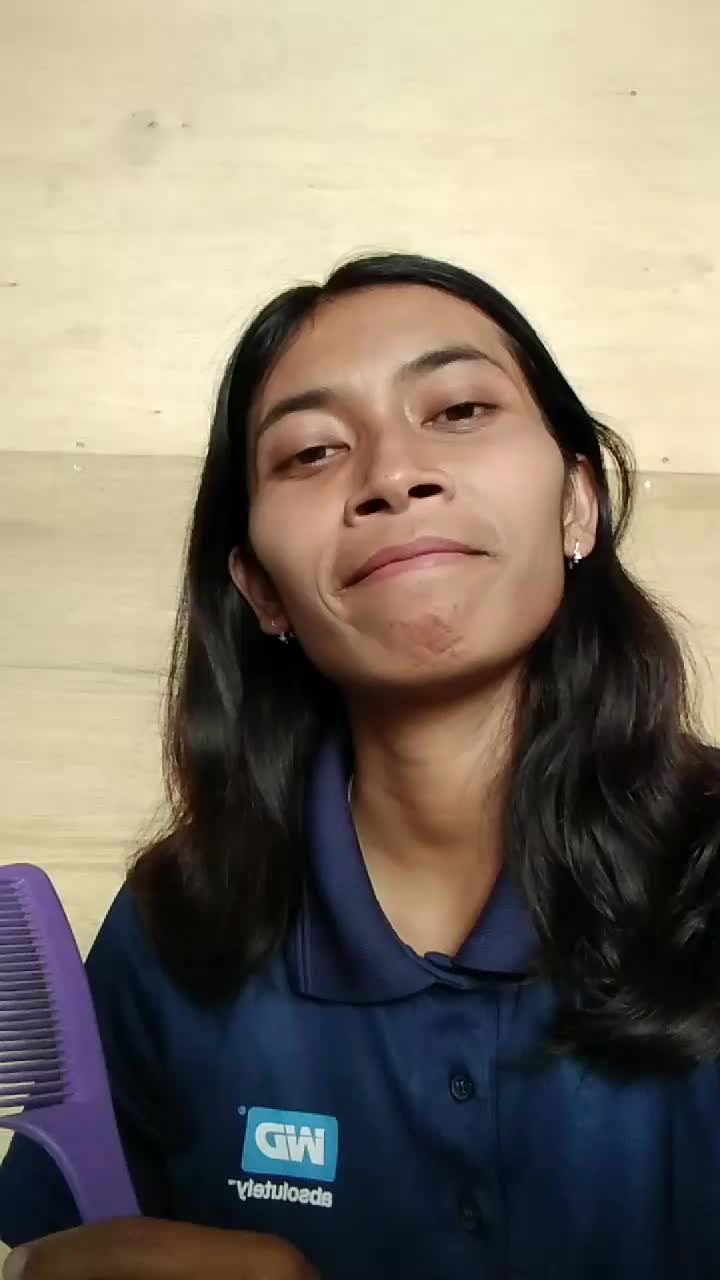 trending topik(satgas covid bolehkan bukber tapi dilarang ngobrol) 