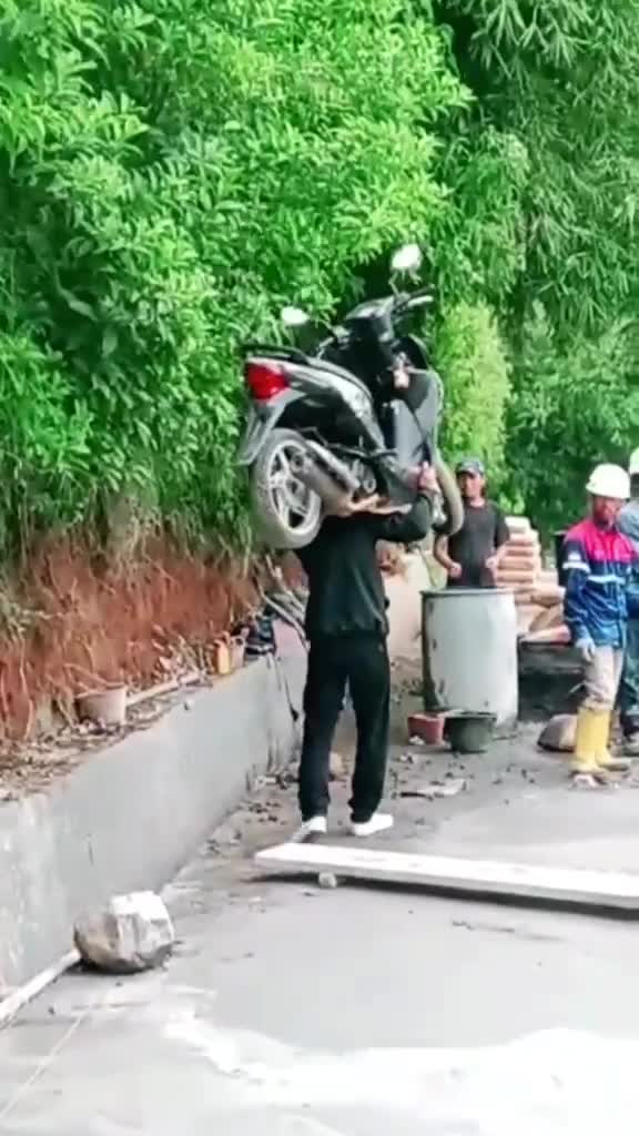 The Real Bawa Motor Nih