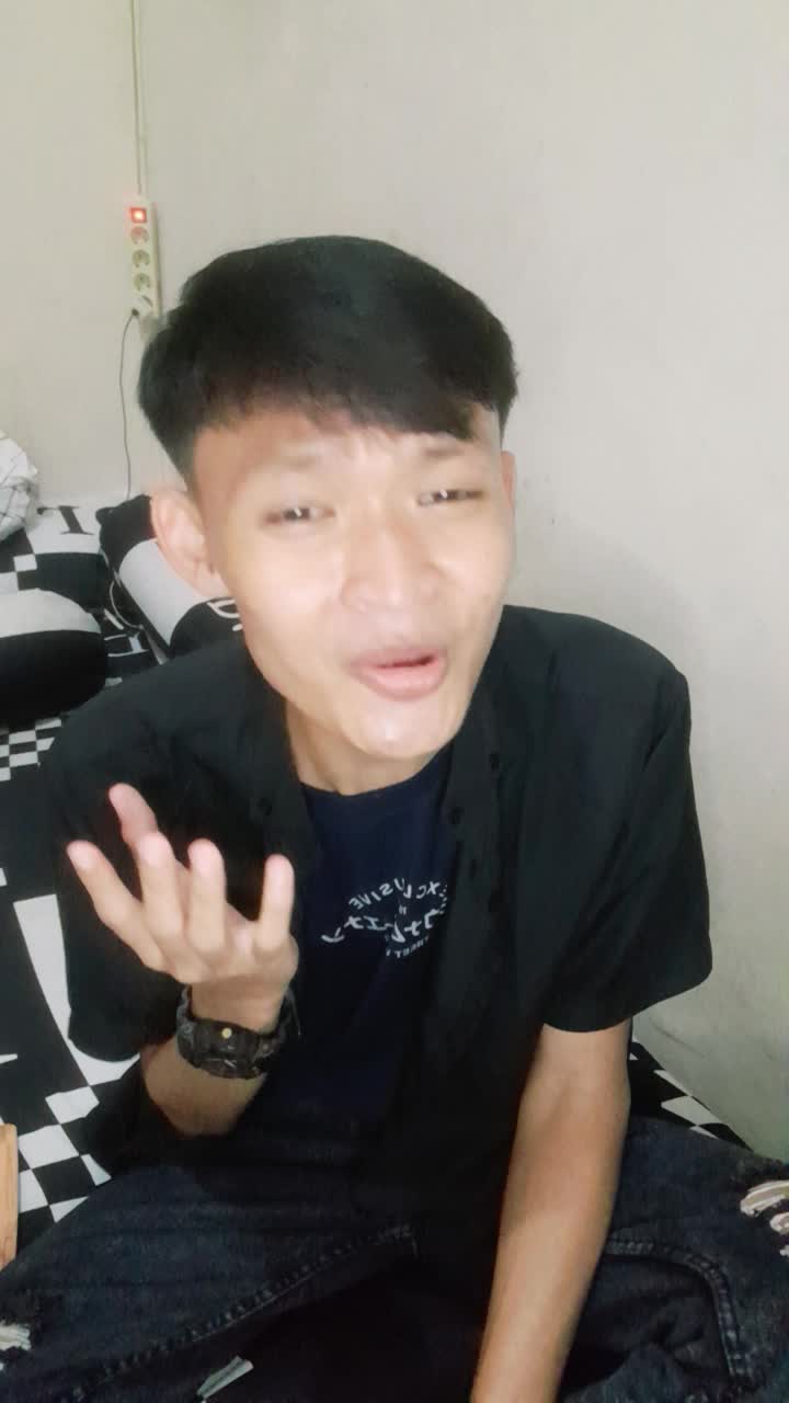 KSB2023 AGUS MULYANA YUSUF SERANG BANTEN 19 TAHUN WAITERS BOSAN MENGALAH (HJ.ELVY SUKAESIH)