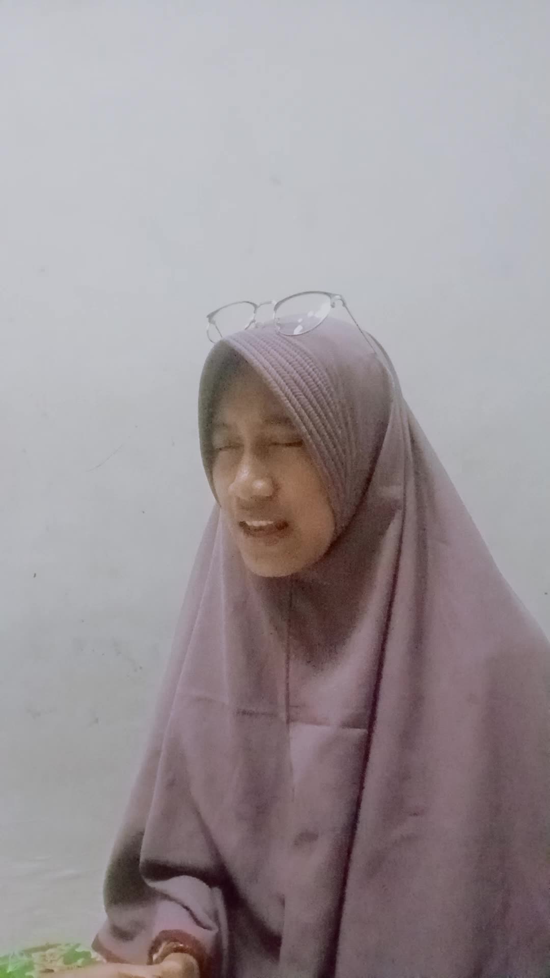 Assalamualaikum wrwb.. Bismillahirrahmanirrahim.. Nama : Agnia putri abdian Umur : 14 th Lagu : Ummi tsumma ummi #voiceoframadangtv