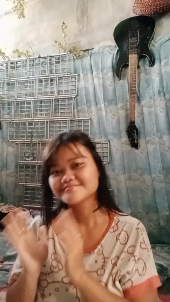 Yuni Widiastuti_asal dari bekasi_ bunga 