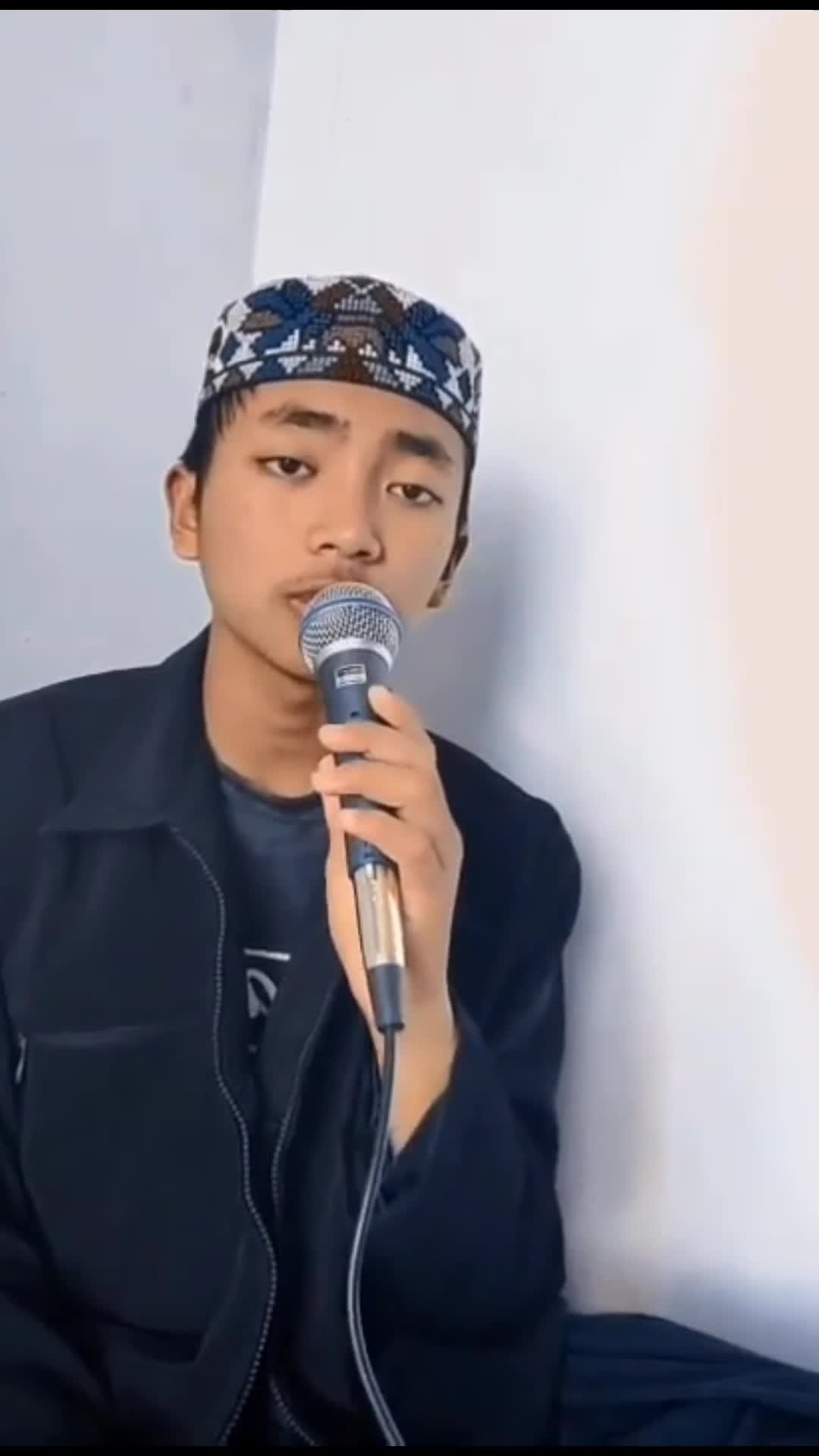 faiz ni'am -usia 17 thn -brebes jawa tengah -status jomblo fisabilillah