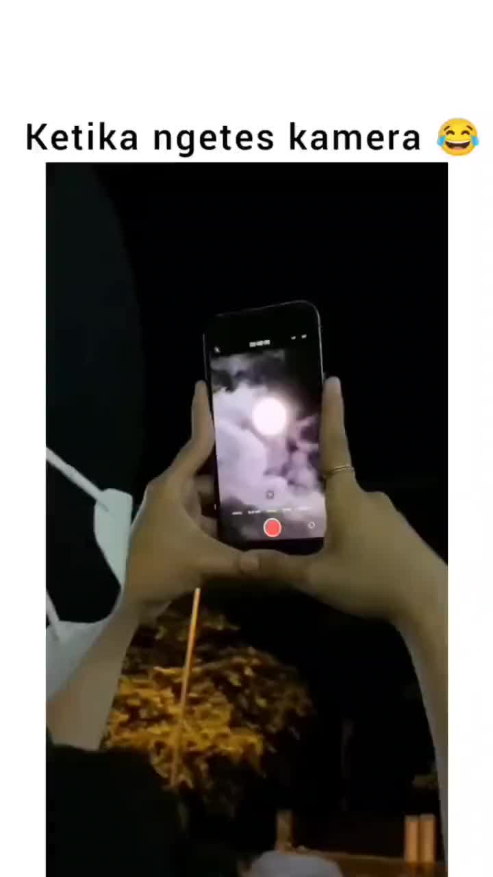 Ngeri Banget Perbandingannya