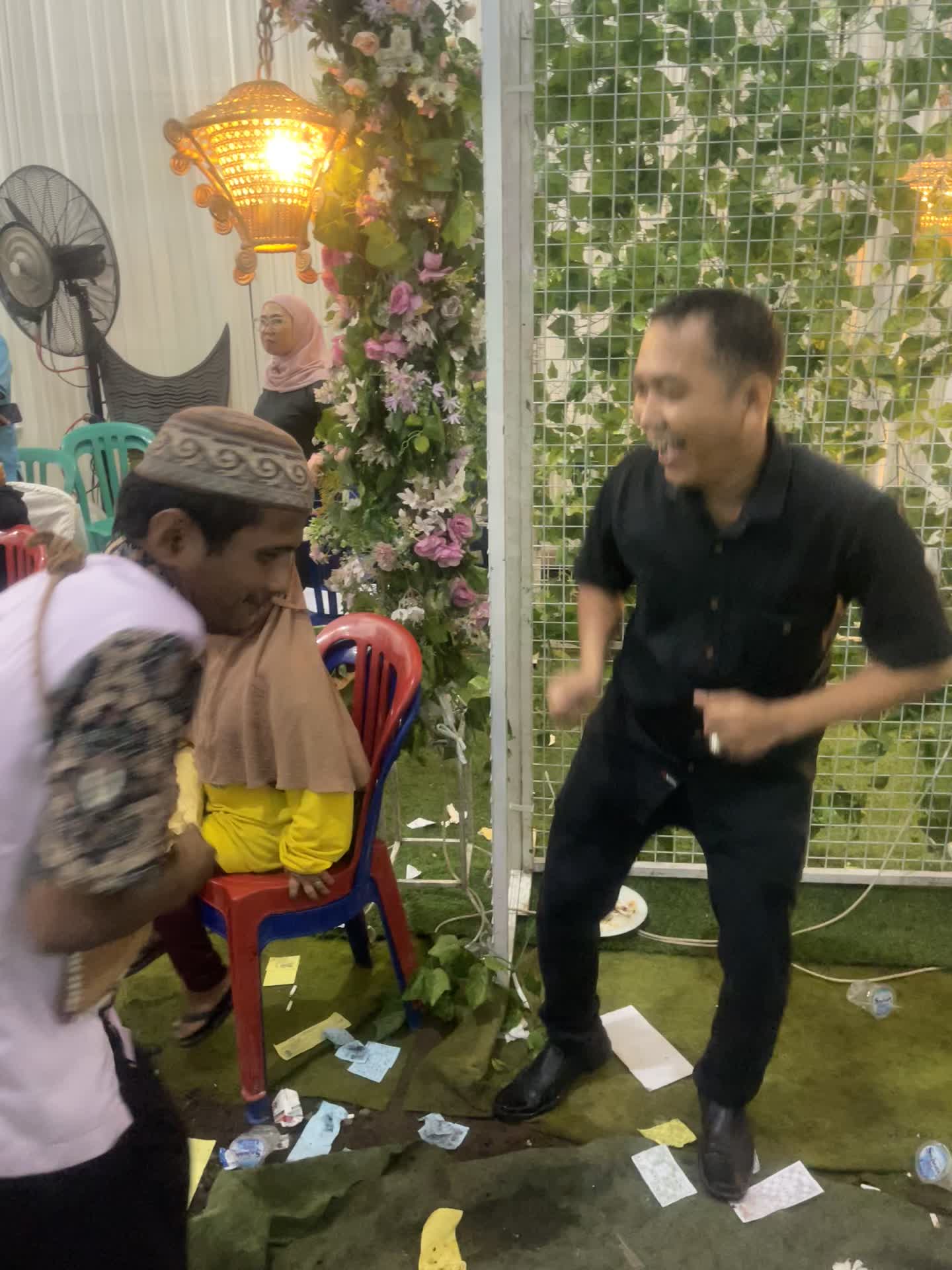 Meriah nya malam acara resepsi Pernikahan di daerah Pauh kambar Pariaman Sumatera Barat