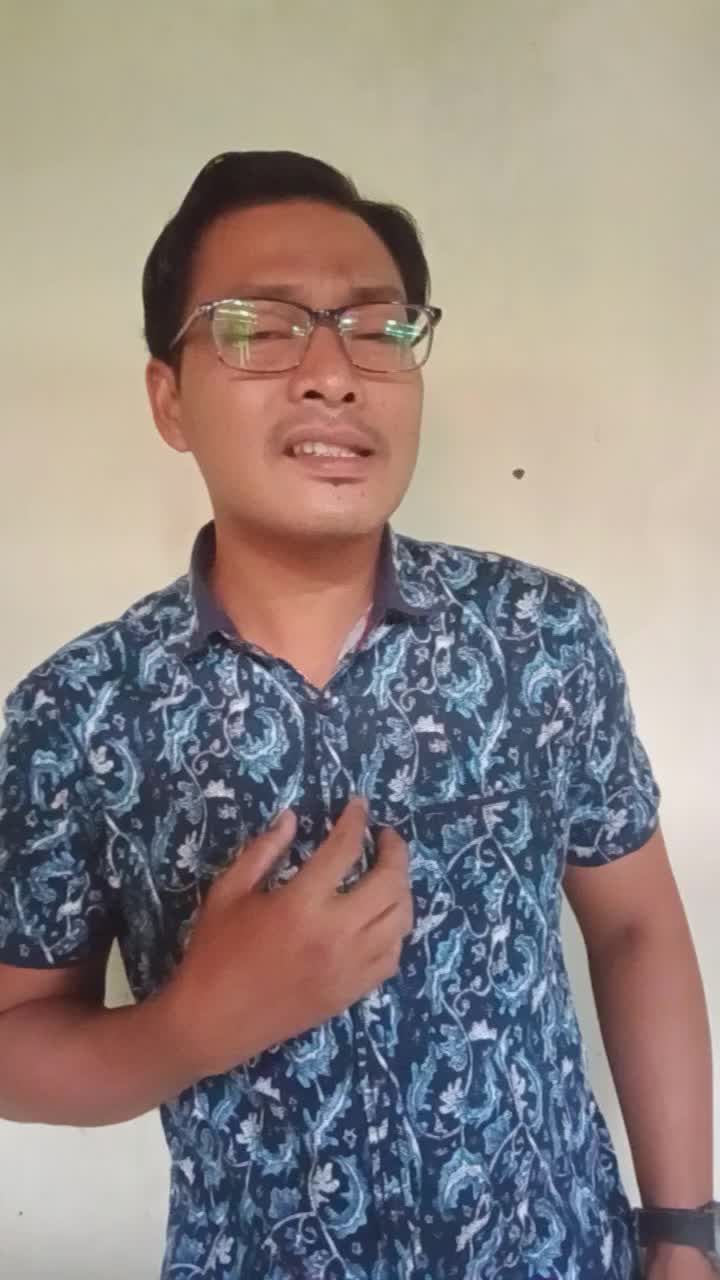 Kuli Bangunan Bersuara Merdu Menyanyikan Lagu Mengejar Badai #ONLINEAUDITIONRISINGSTARINDONESIADANGDUT