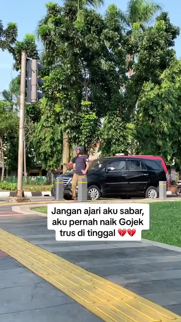 Sedih Banget Ditinggal Begitu Aja