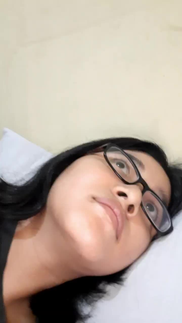 ciee yang udah jatuh cinta .. aseeekkkkkk