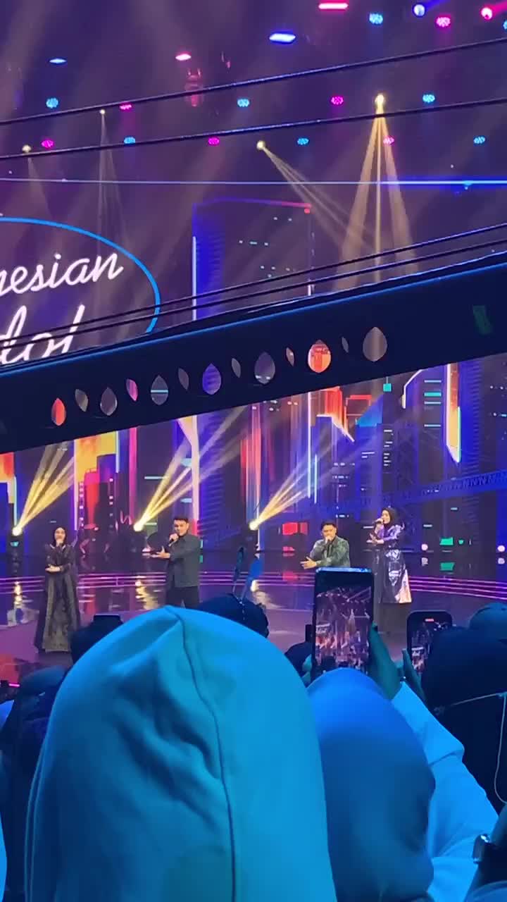 keseruan nonton top 4 indonesian idol✨semuanya keren puollll🔥