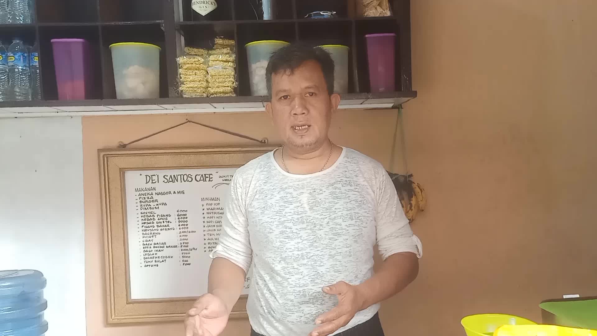 Ikan gurame renyah dengan sambel cobek lalaban dan
nasi kari baba india #onlineauditionmci8