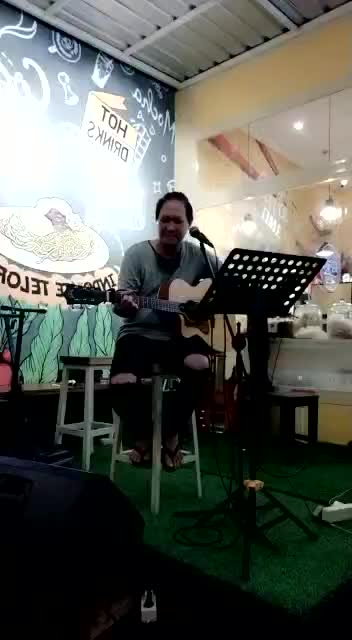 XFI2021 SOLO DavidGregoryPeck 38 Malang Love_will_keep_us_alive(Eagle)
