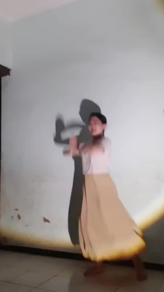 yuukkk.. kita joget india aja, biar sehat 