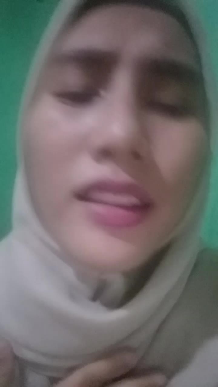 XFI2021 SOLO SARAH 23tahun DKI JAKARTA KARENA KU CINTA KAU