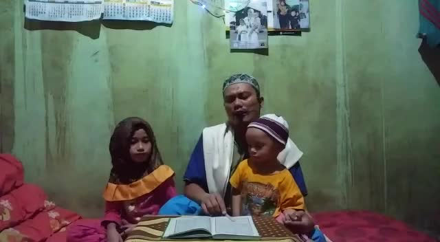 Cover senandung shoLawat,,,AssaLamuaLaikum toLong bantu Love vote foLow share coment,,,ALim murdani X aLya...mksh...wassaLam...