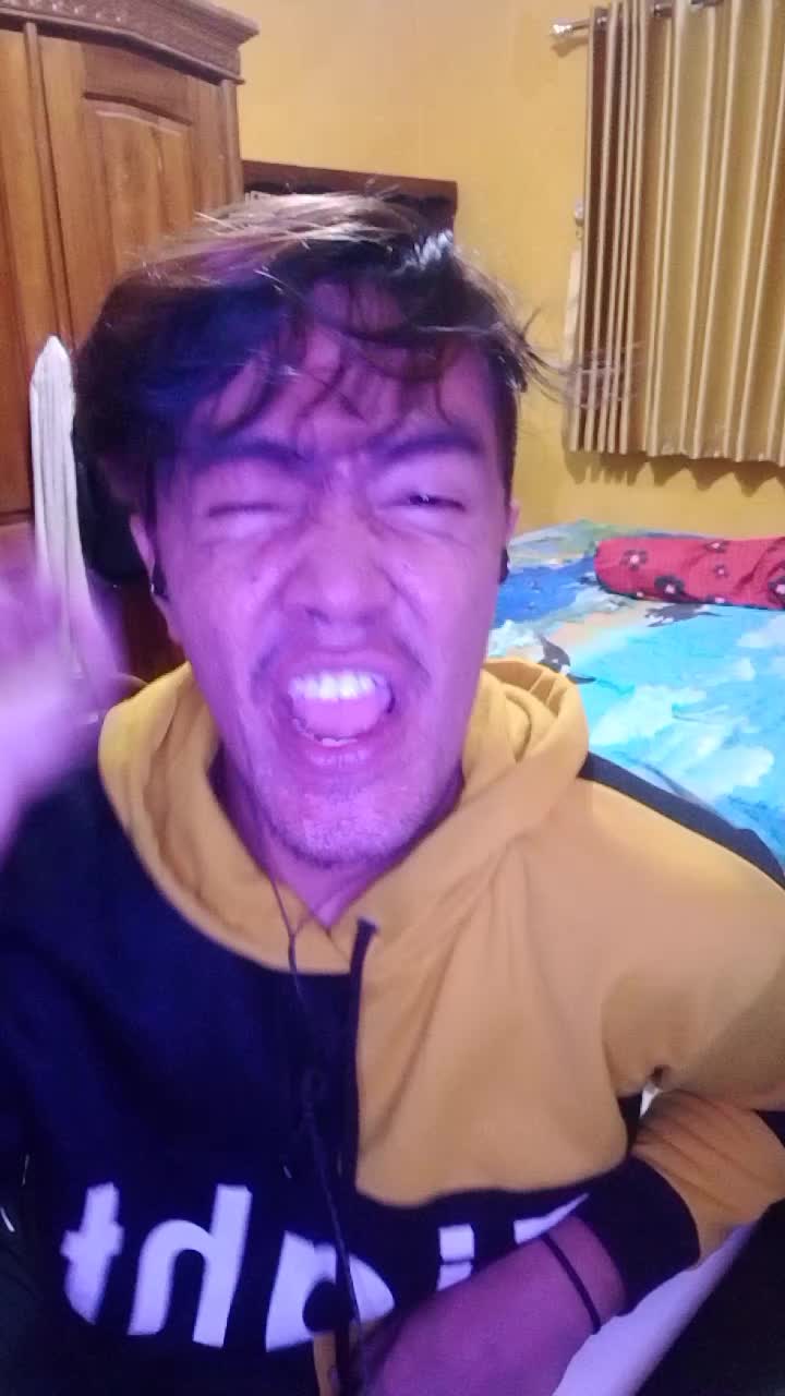 Cuma Akting 🥺😢  judul : Gabut cari kerja!!info Loker DM dong...lama lama gilak