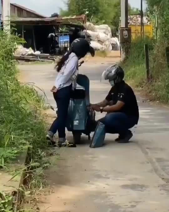 setia itu wajib,sabar itu harus