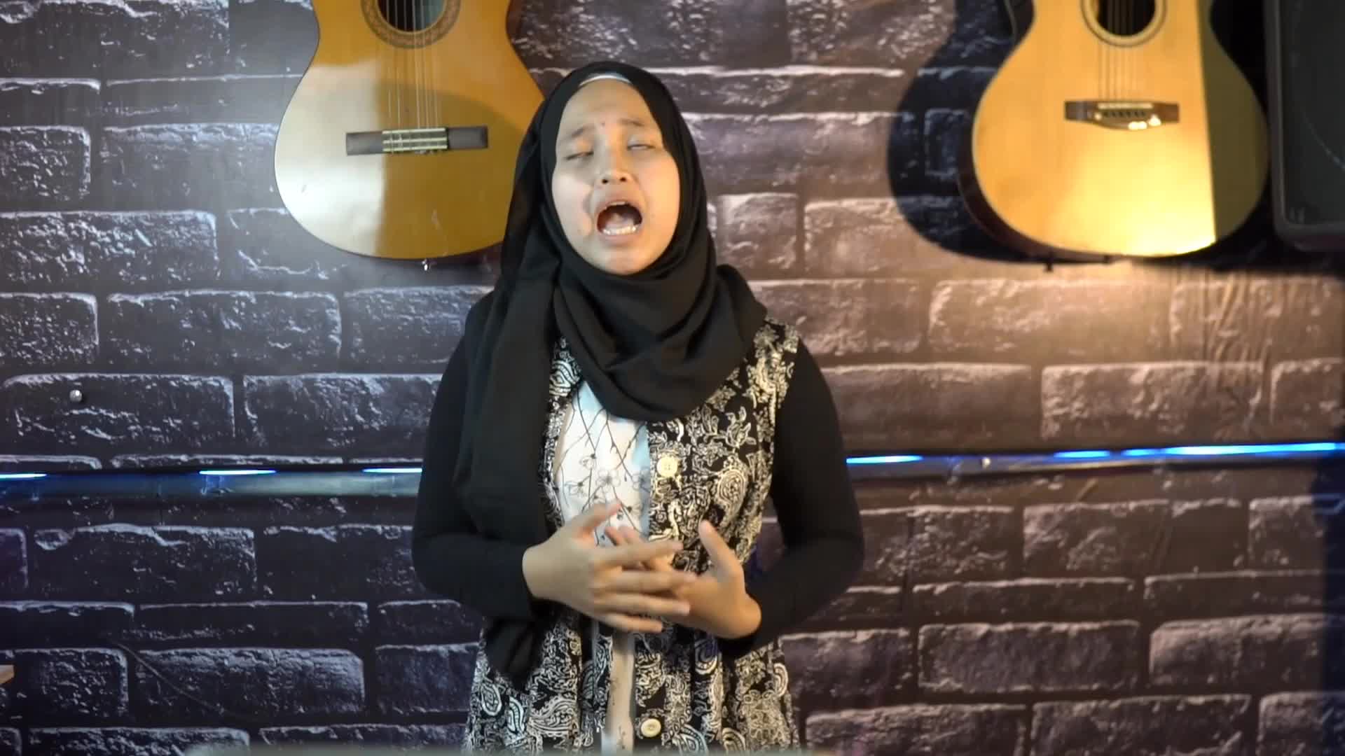 XFI2021 SOLO DEA ADINDA FEBRIANTI 16th PONOROGO I SURRENDER - CELINE DION & BAHAGIA - GAC
