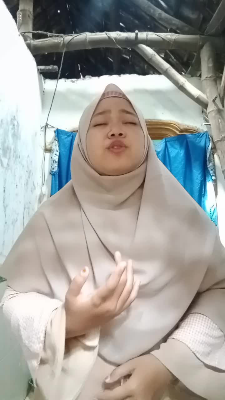 Leni fatmawati_17tahun_Jombang_Qomarun.