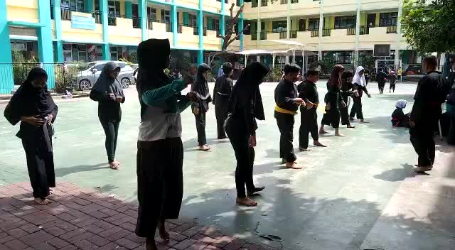 pencak silat anak2 hebat SDN Pondok Betung 01...