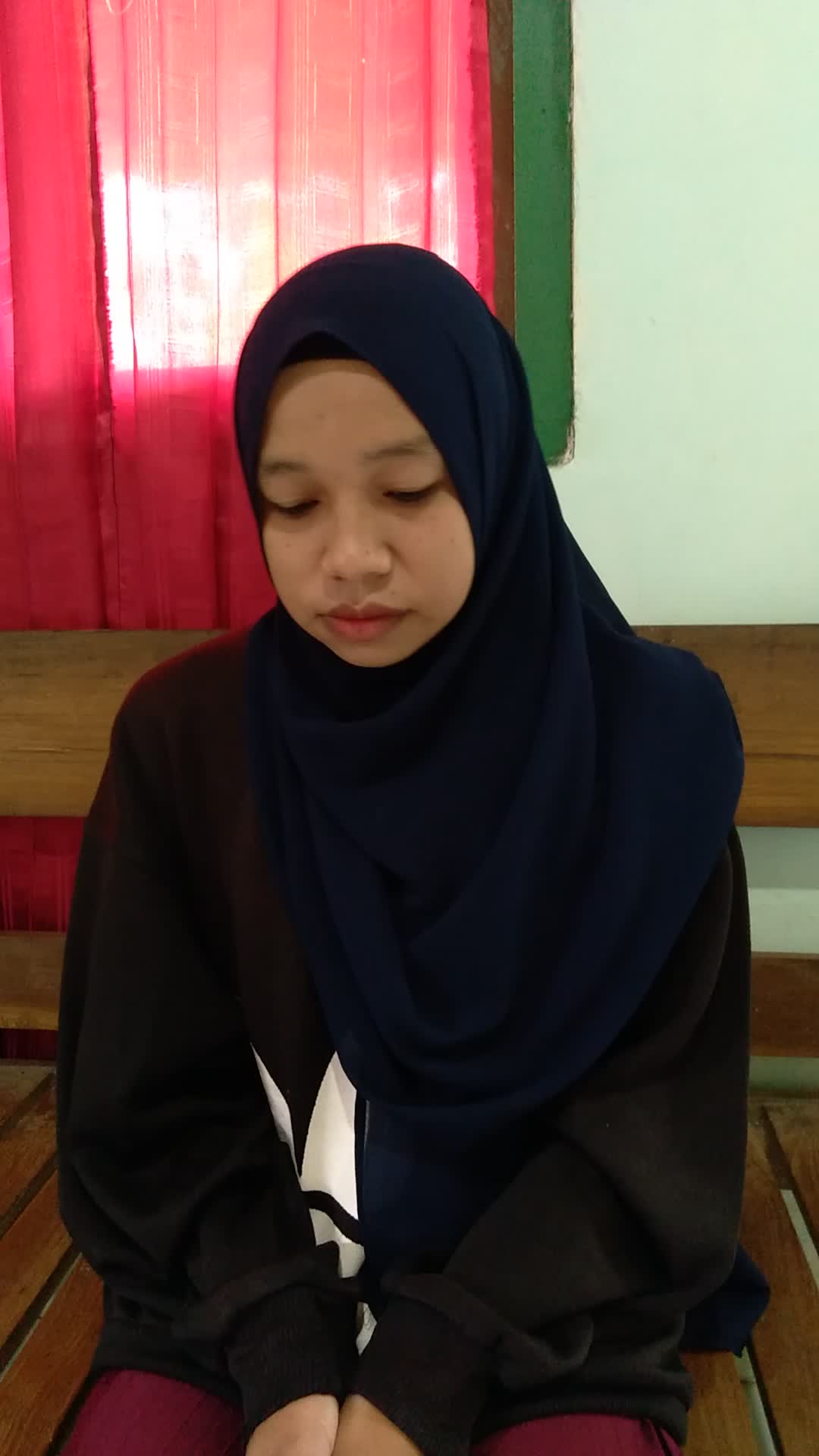 assalamualaikum wr wb perkenalkan nama saya dewi astuti usia 24 th asal Tuban Jatin