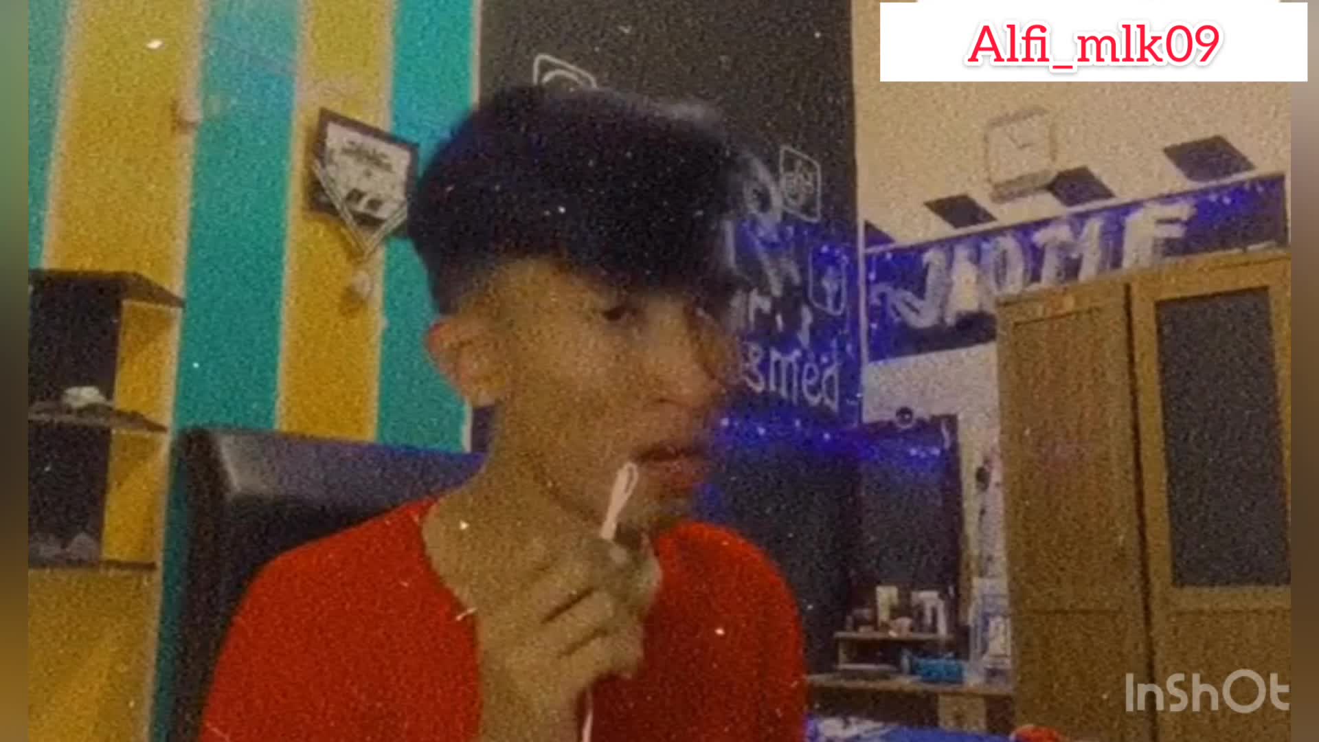 NAMA : MALIK ALFI
ASAL : KARAWANG
UMUR : 19 th
PROVESI : karyawan mini mart
Ig : @alfi_mlk09
WA: -085715475145