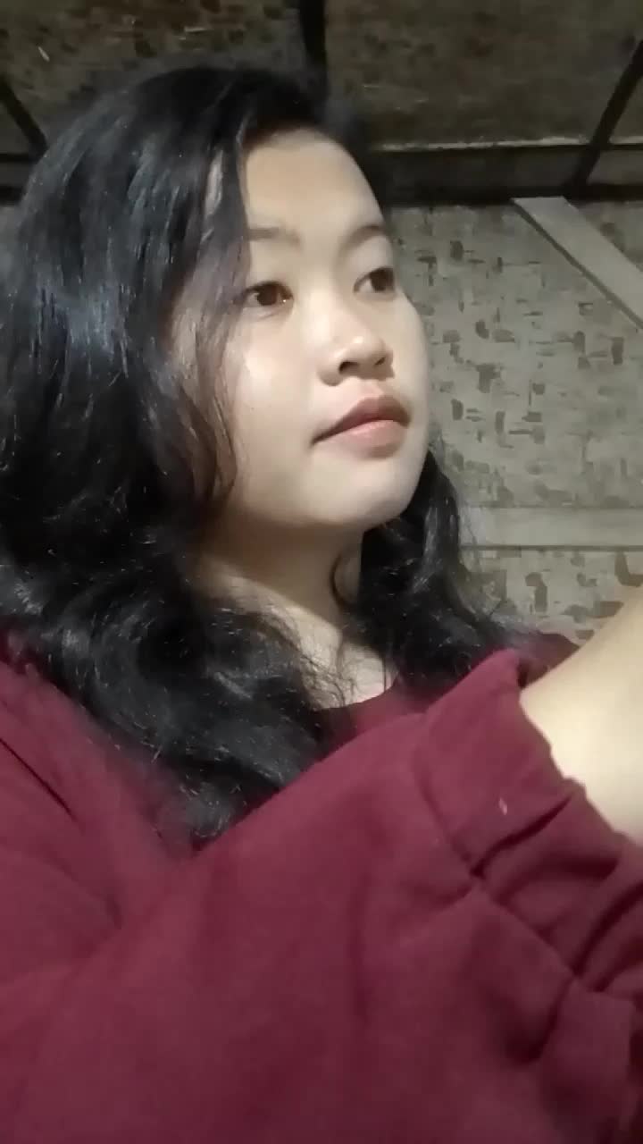 belajar gombal boleh tapi jangan sampai gombalin cewe cewe di luar sana ya