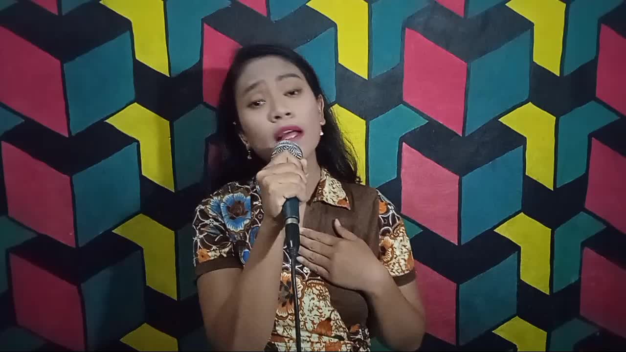 Pinggeting Tresna-Cipt Eno Nugraini Wijaya, Vocal Eno Nugraini Wijaya ->Lagu Ciptaan Sendiri. Mohon Dukungannya🙏. Semoga Menghibur🙏