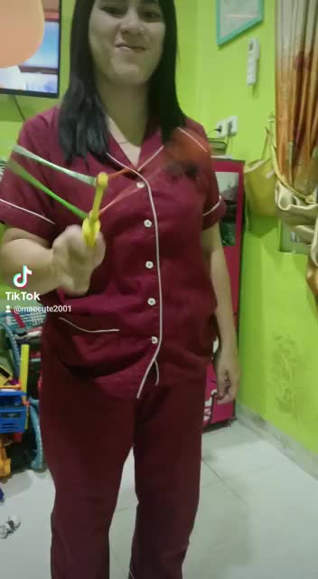(Nyok maen Lato~Lato biar kaga tegang) toLong bantu Love vote foLow share coment di buang sayang thanks for watching 