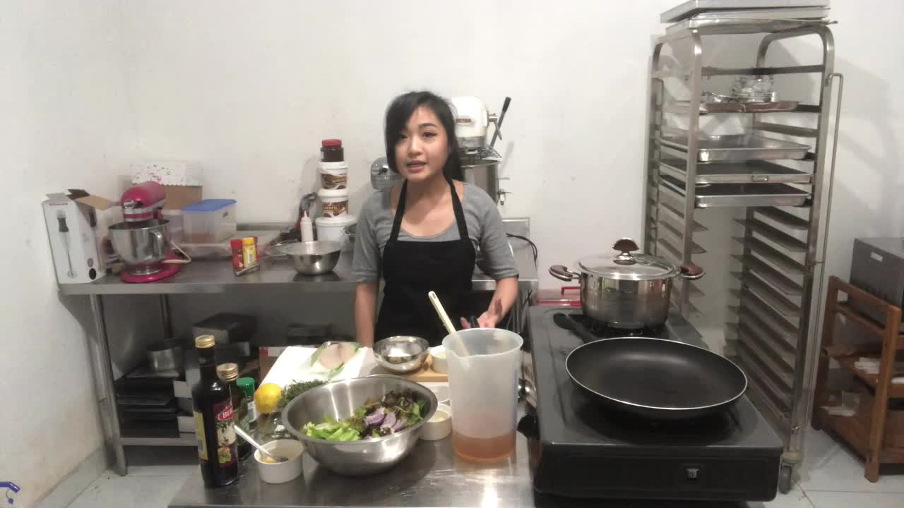 Nadya Puteri (Fish & Fondant) #onlineauditionMCI8