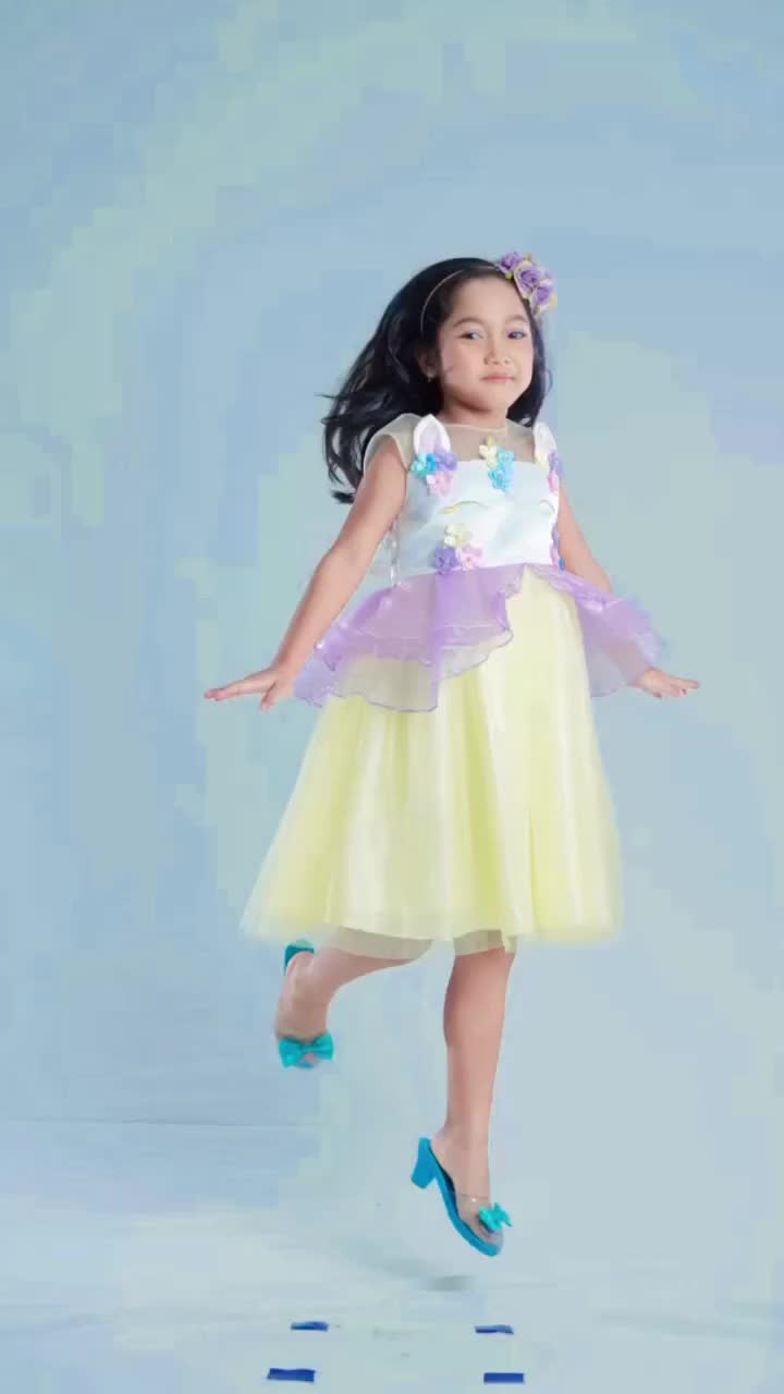 Model cilik teresa 8th photoshoot. Instagram@teresa_sylviliana