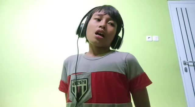 (Tak segampang itu) bantu Love vote mksh