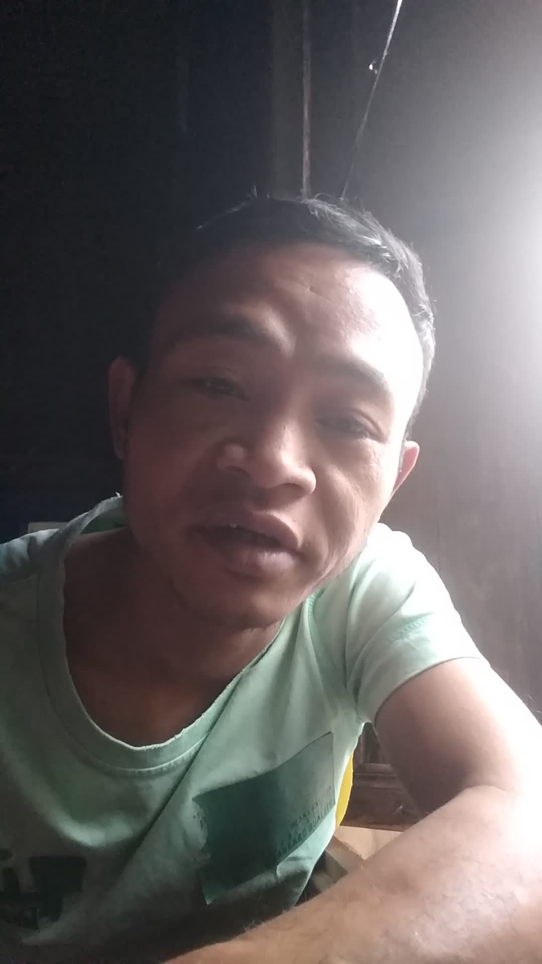 nama:sarwan asal:sumatra selatan kab: muara enim . judul: kelebihan cewek cantik