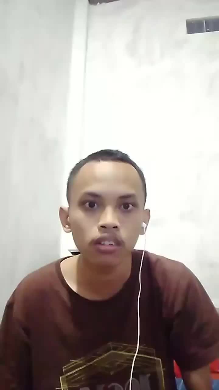 Rastyo Irvine fajar,22,Jombang Jawa Timur, Mahasiswa