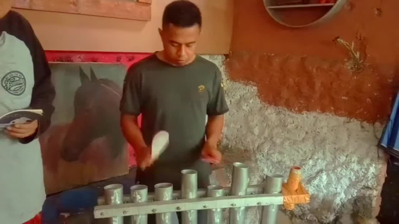 alat musik pipa iringi puisi. berkarya positif kawan. mohon votenya agar lolos dari prosess🙏🙏
