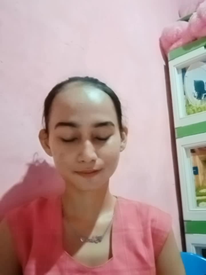 #AudisionlineKDI2023                 Nama:Yeni apriliani        Usia: 19tahun Asal: Serang,Banten  Lagu:Badai Biru